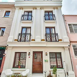 Kumru Hotel
